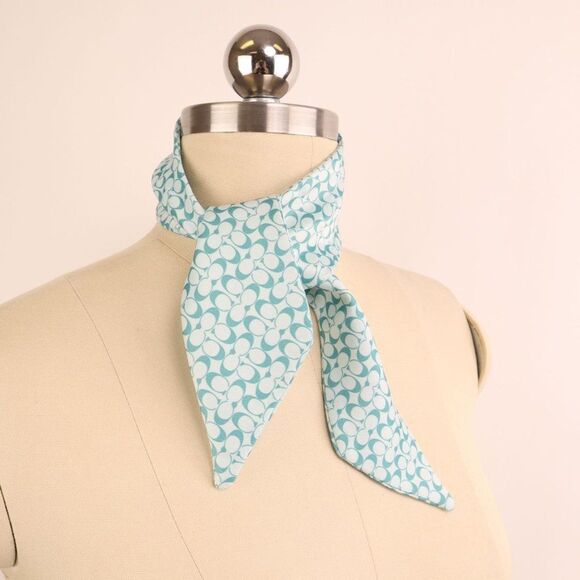 NEW Coach Signature Skinny C Silk Scarf in Jade - Picture 3 of 7